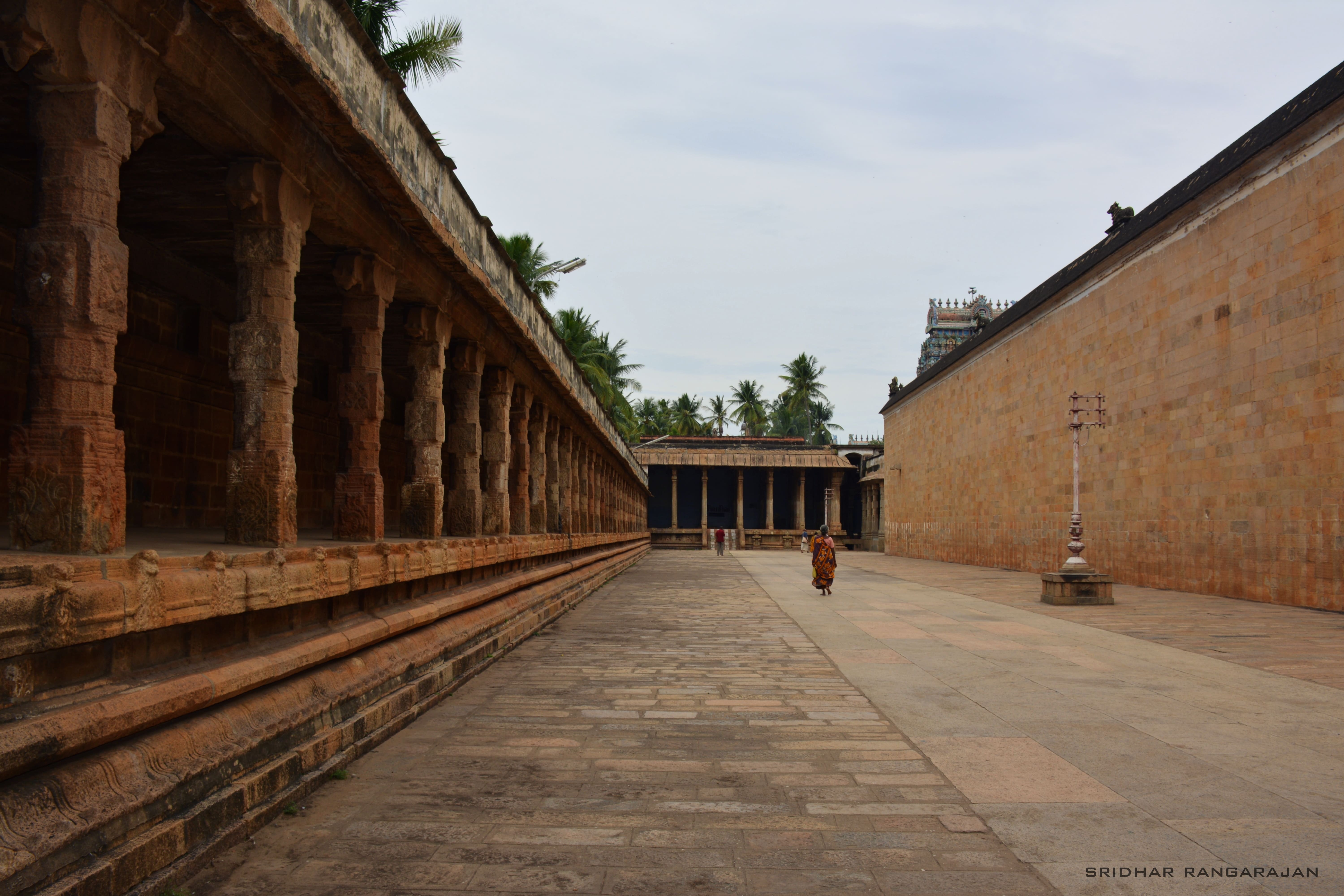 Thiruvanaikovil Jambukeshwara Temple